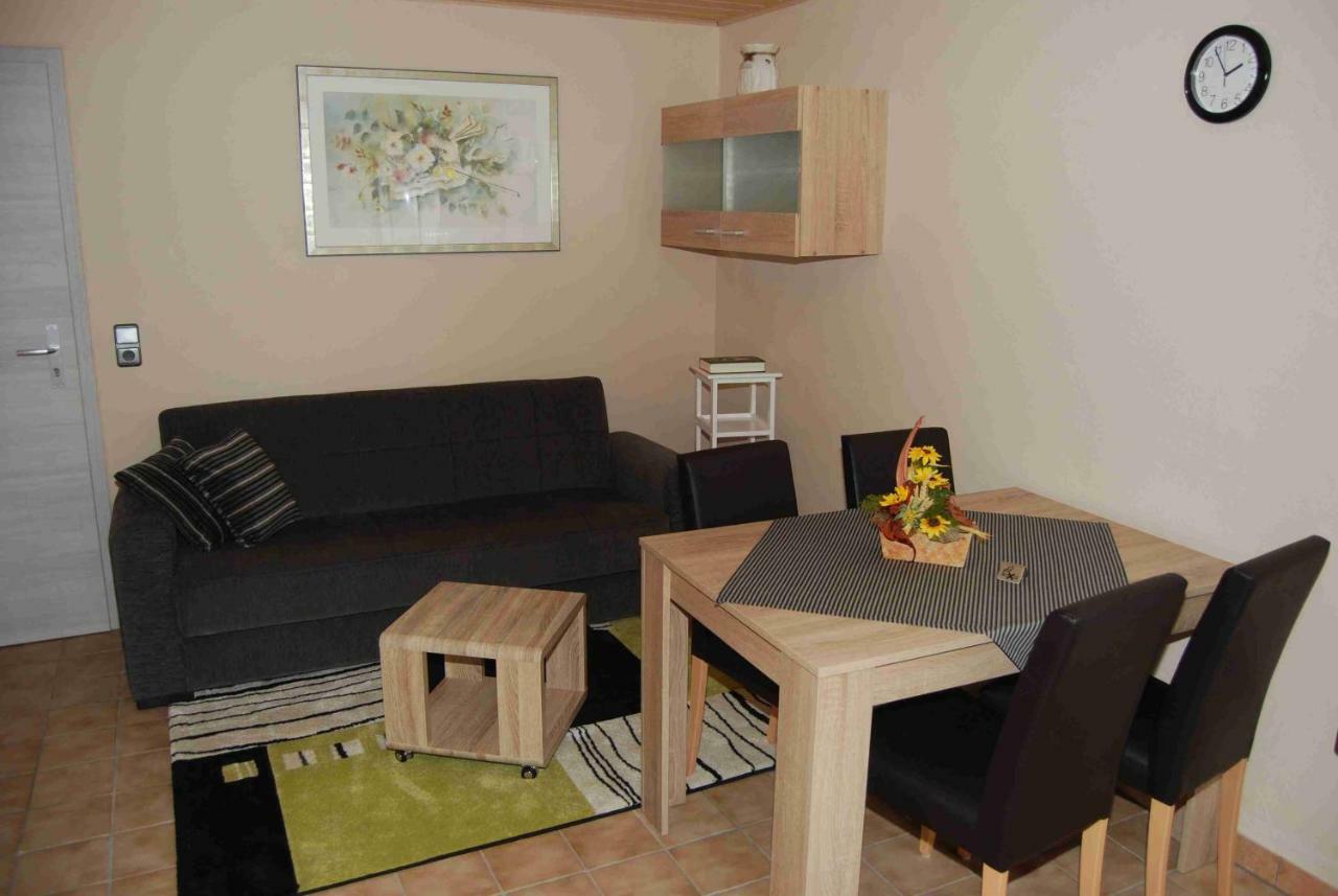 Kleeblatt Apartment มอร์บาค ภายนอก รูปภาพ